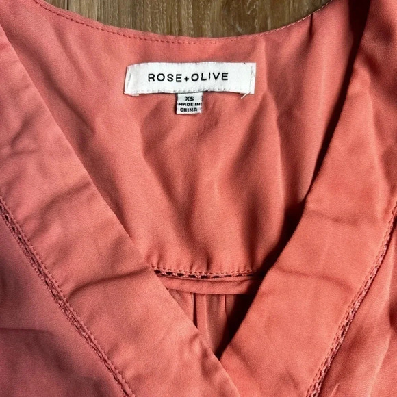 ROSE & OLIVE : women’s pink blouse - Picture 3 of 4